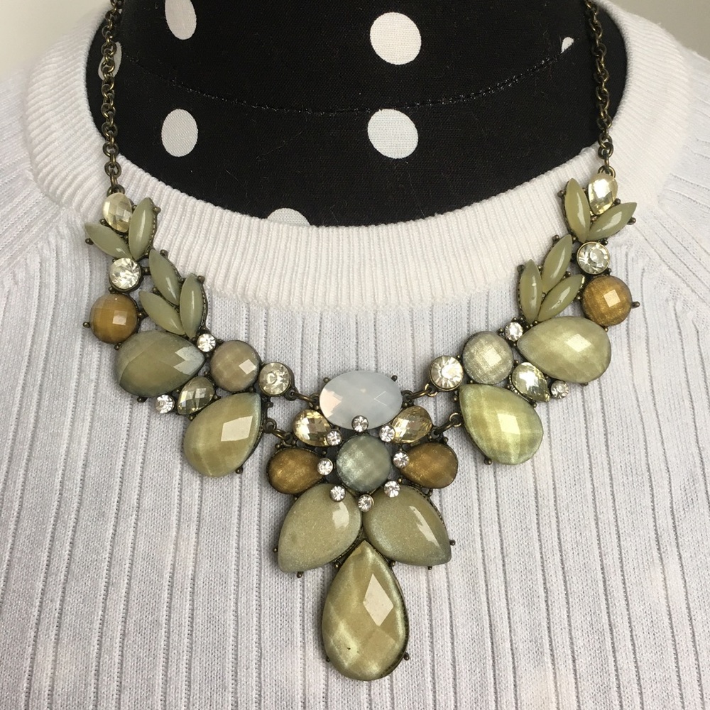 Acrylic Gem Statement Necklace